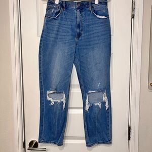 Abercrombie & Fitch Ankle Straight Ultra High Rise Blue Ripped Jeans